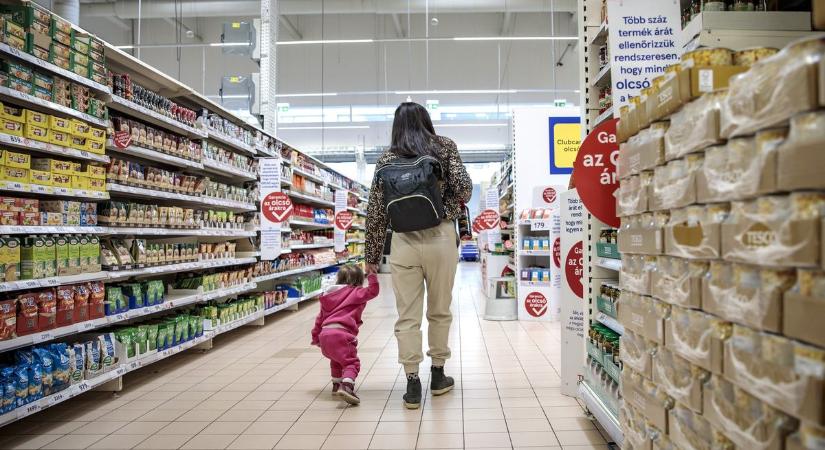 Bogarak hemzsegnek a népszerű élelmiszerben, másik termék égető érzést okozott, lépett a hatóság