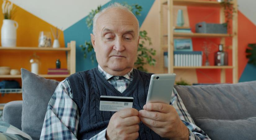 Idősekre utaznak a csalók ebben a vármegyében, több millió forintot loptak el