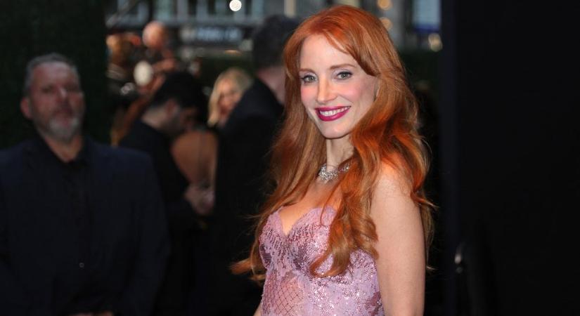 Elhalasztották Jessica Chastain online szerveződő merényletekről szóló sorozatát