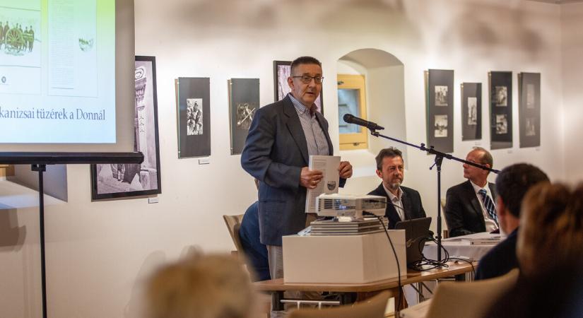 Hiánypótló történelmi kötet a kanizsai tüzérekről