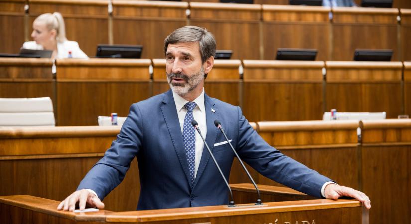Miért nem hívták meg Szlovákiát a drónfalról szóló tárgyalásokra? Blanár szerint természetes, hogy nem leszünk ott