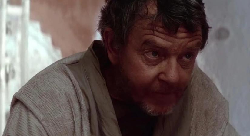 Owen Lars akkora léhűtő, hogy még a szobafestést sem lehet rábízni