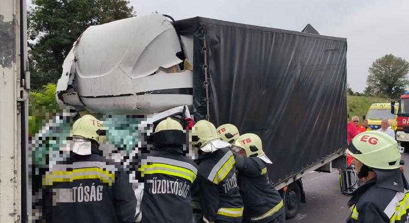 Elátkozott az M1-es tatai szakasza: nem csak egy tragédia történt ott