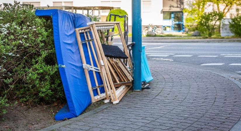 Újabb fontos üzenetet kaptak az óbudaiak a lomtalanításról
