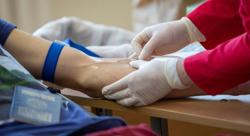 A piros arany – egyetlen döntéseddel három ember életét változtathatod meg