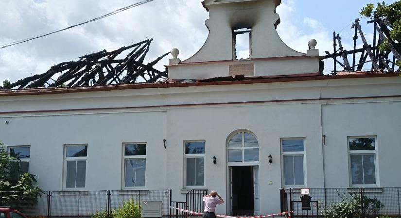 A leégett csicsói kolostor újjáépítésére gyűjtenek pénzt – cél a közösségépítés is