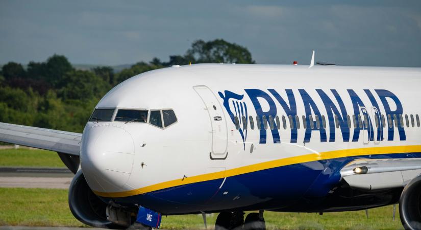 A Ryanair novembertől nem fogadja el a papíralapú beszállókártyákat