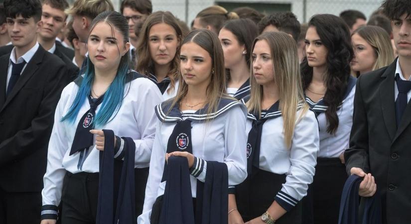 Esküt tettek a gyöngyösi bottyánosok