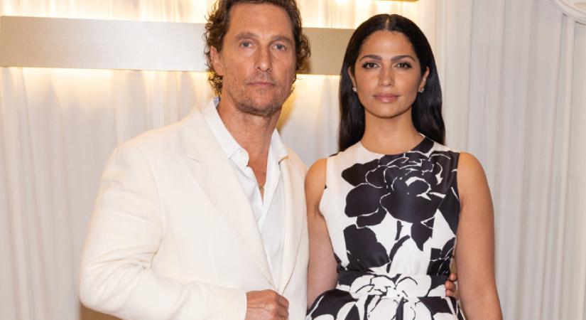 Hálószobatitkot árult el Matthew McConaughey: évek óta így csinálják a nejével