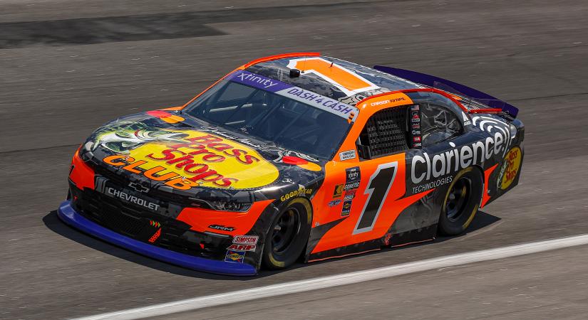 NASCAR: Zilisch és Kvapil osztozik a legendás csapatfőnökkel erősödő JRM #1 Chevyjén 2026-ban