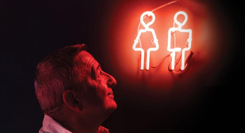 „Ez az ember egy pszichopata; ilyen folyékonyan csak pszichopaták képesek hazudni” – Bayer Zsolt a Mandinernek