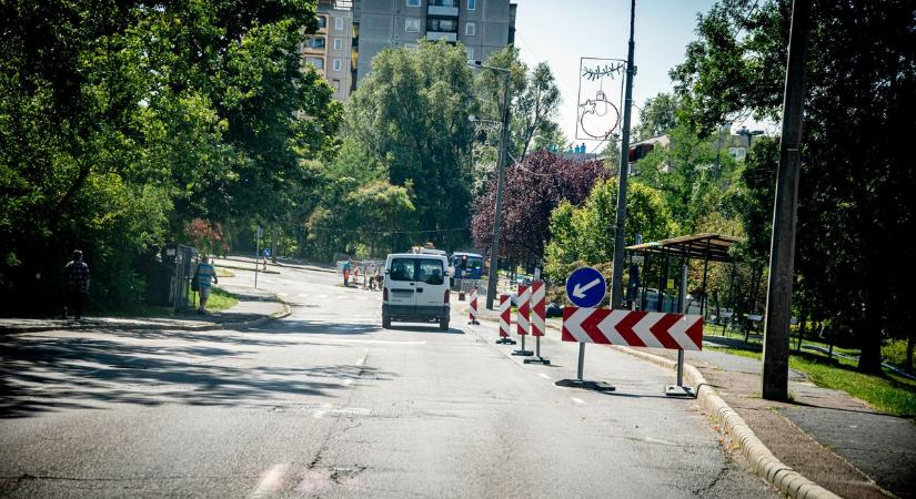 Kritikus útszakaszok Miskolcon: itt alakulhat ki torlódás a munkálatok miatt