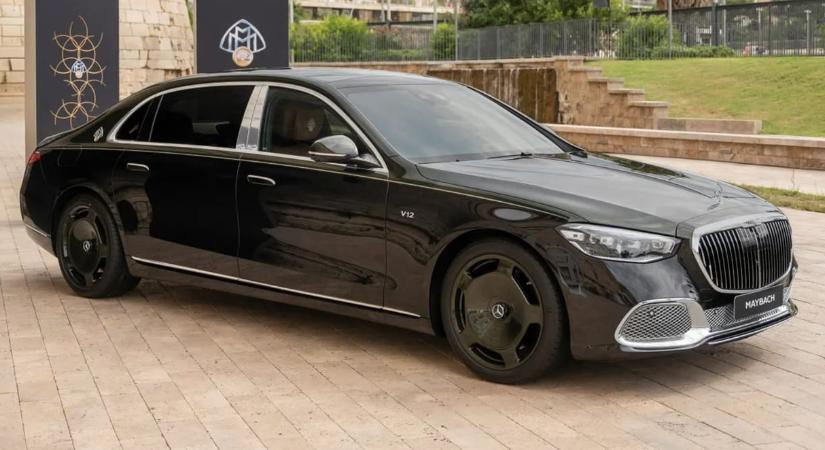 Ilyen a mai Maybach Zeppelin: alig 50 darabot gyártanak belőle, és V12-es motorral