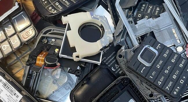 Az idén is gyűjtik a használt mobiltelefonokat