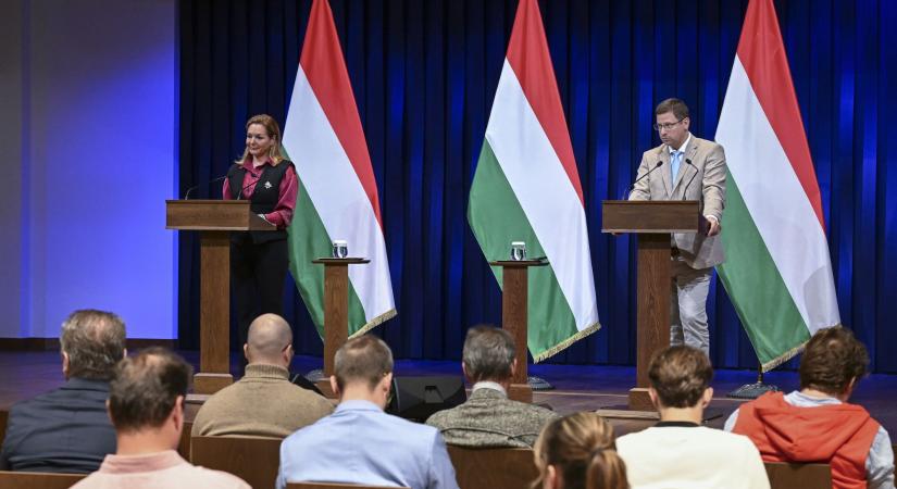 Kövesse velünk élőben a Kormányinfót 9:30-tól