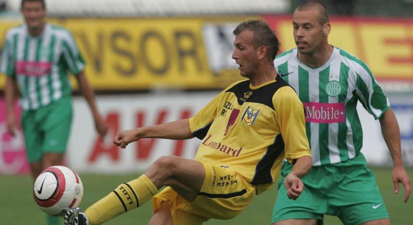 Fradi-Plzen: Újpest-drukker magyar futballista szurkol a cseheknek