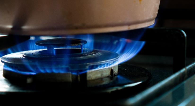 A kormány szerint 10 milliárd dollárba kerülne és a rezsinek is odacsapna a leválás az orosz energiahordozókról