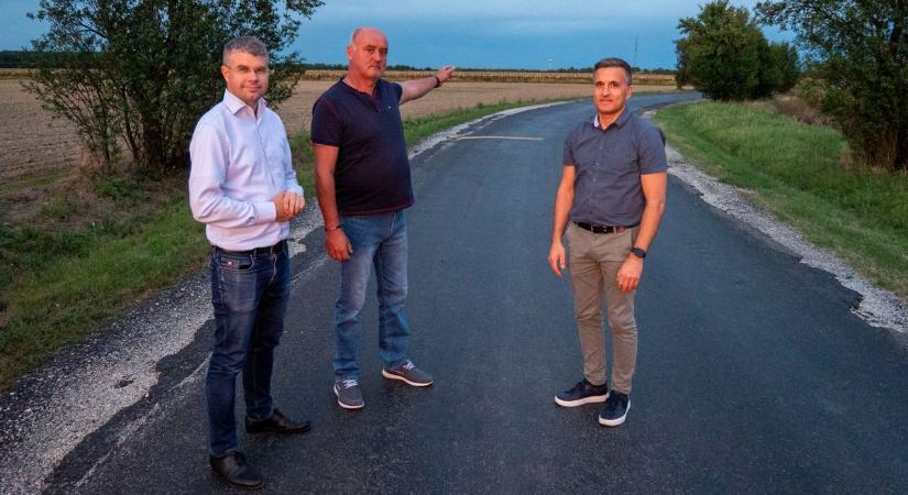 Ágh Péter: újabb útszakaszok újulnak meg Észak-Vasban