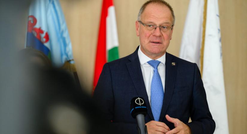 Navracsics Tibor: Egészségügyi szempontból is fontos az aktív időtöltés támogatása