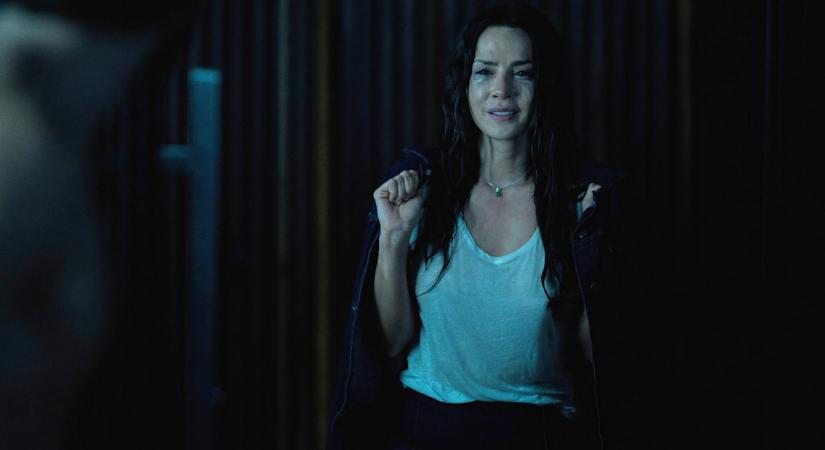 Mától a Netflixen: 16-os, új pszichológiai thrillersorozattal készült a platform a hét közepére