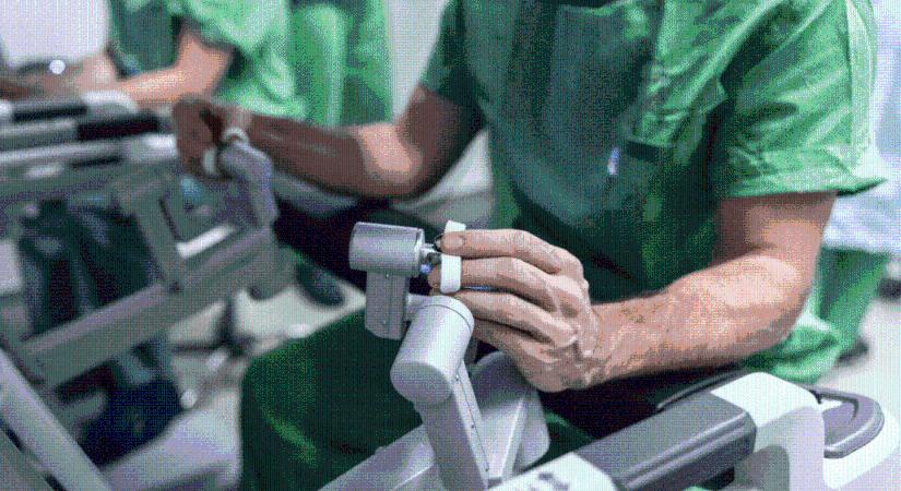 Elvégezték az ezredik mellkasi robotsebészeti műtétet