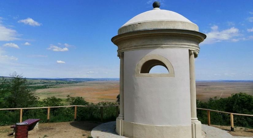 Legyen a fertőbozi Gloriette-kilátó az idei nyertes!