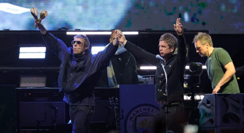 Elárverezik a gitárt, amit az Oasis feloszlásának estéjén tört szét dühében Liam Gallagher