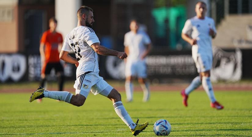 DEAC: Kötelező győzelem előtt a futballisták?