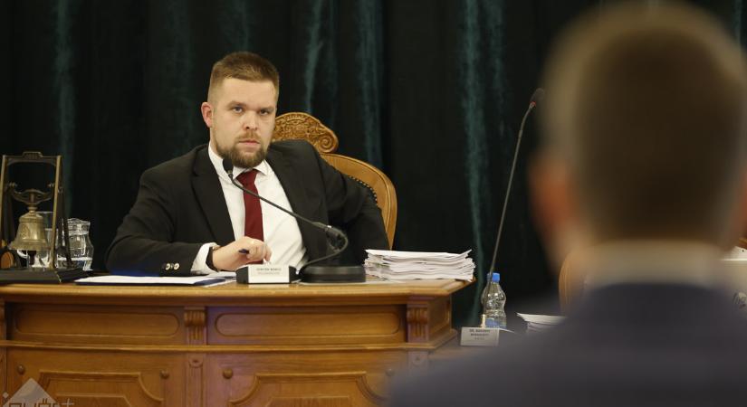 Fidesz-KDNP: Pintér Bencéék megfutamodtak!