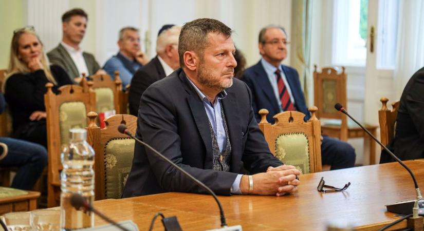 Fordulat a szolnoki városházán: rendkívüli bejelentést tett Lits László a lemondása kapcsán