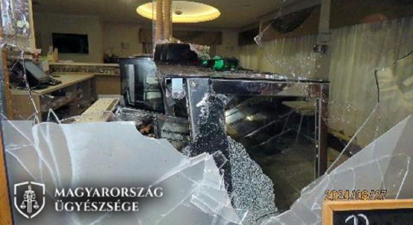Szétverte a zalakarosi cukrászdát – több mint 1 milliós a kárt okozott