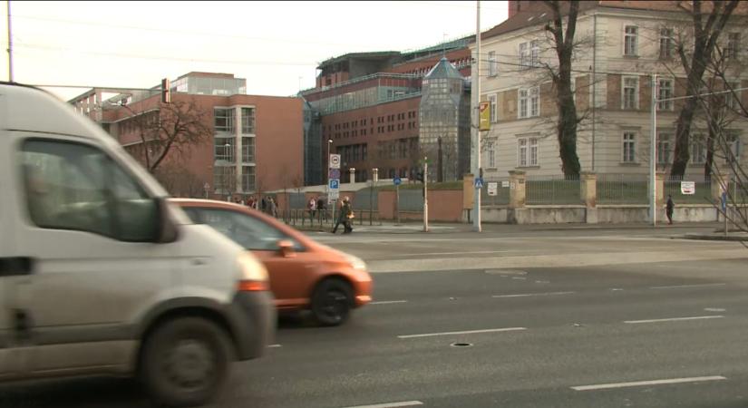 A budapesti Covid-kórházak közelében szennyezettebb a levegő az átlagosnál