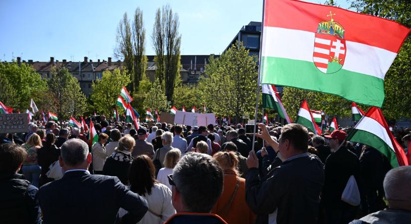 Vidéken az utca emberei jól helyre rakták a Tisza Pártot: Magyar Péter labdába sem rúghat
