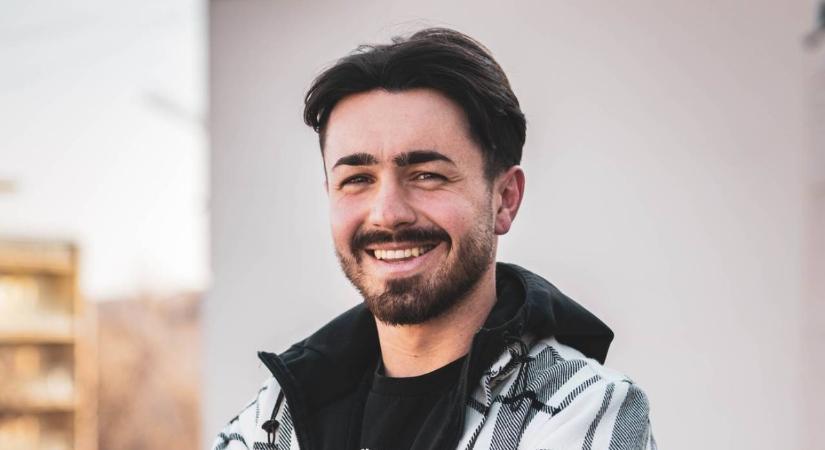 Házasodna a gazda: Bogi ledobta a textilt, Viktor gazda elalélt