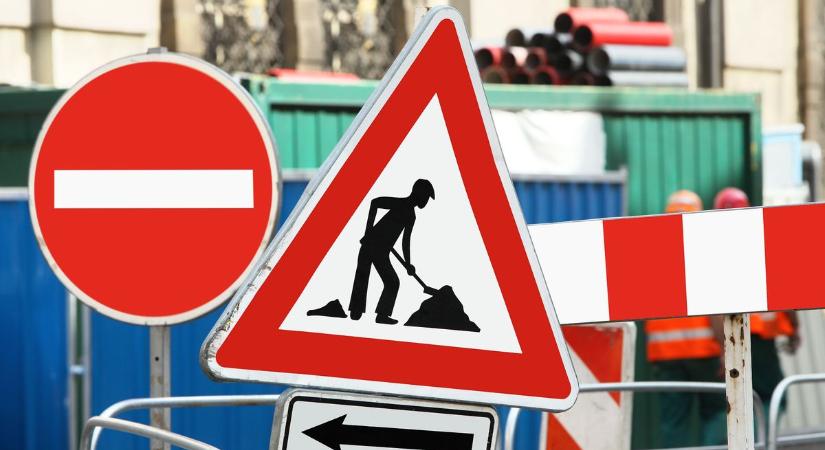 A csőtörés miatt jelentősen változik a forgalmi rend, ne megszokásból közlekedjünk!