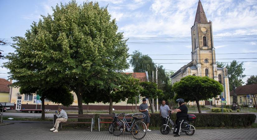 „A mi utcánknak már a fele román, bár ez nem hangzik jól” – A keleti határszélen akadnak falvak, ahol a lakók hetven százaléka áttelepült személy