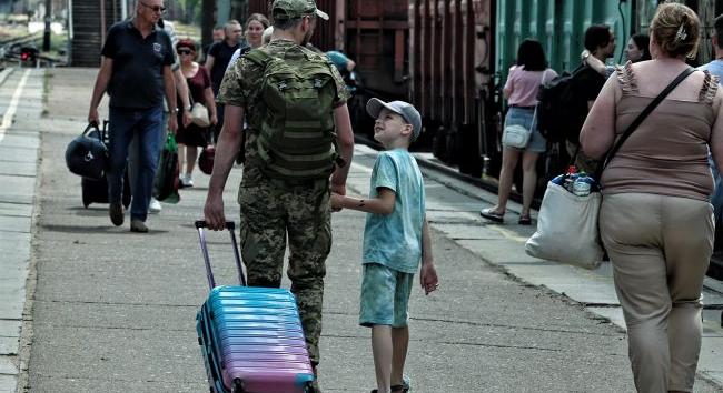 Ukrajnában 1,5 millió férfi bujkál a katonai szolgálat elől