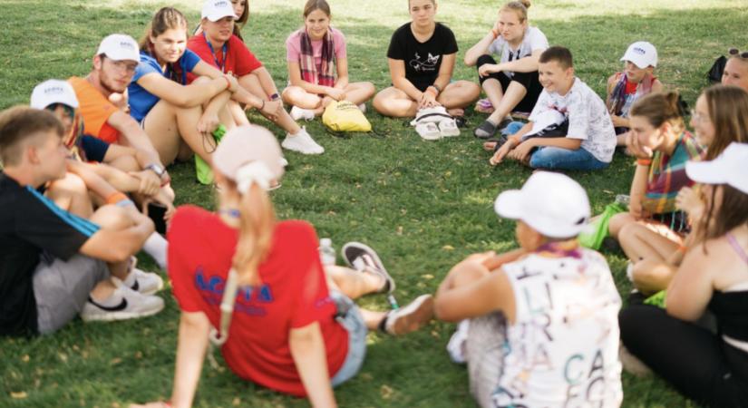 Eddig és ne tovább: petíció indult a gyermekvédelmi dolgozók védelmében