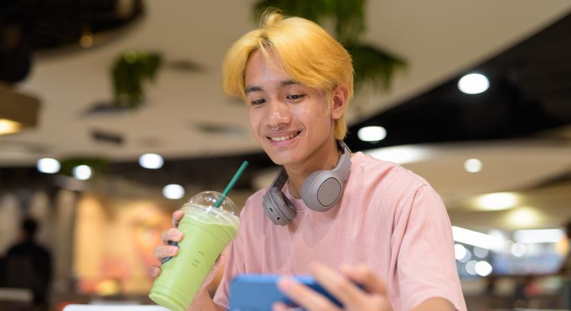 Soft clubbing: Matcha lattés partik hozzák el a kapitalizmus végső diadalát?