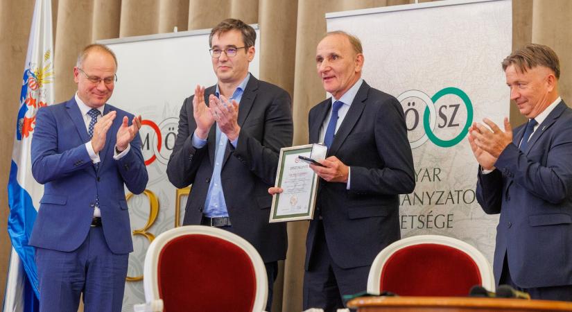Navracsics Tibor új korszakot hirdetett az önkormányzatokkal való együttműködésben