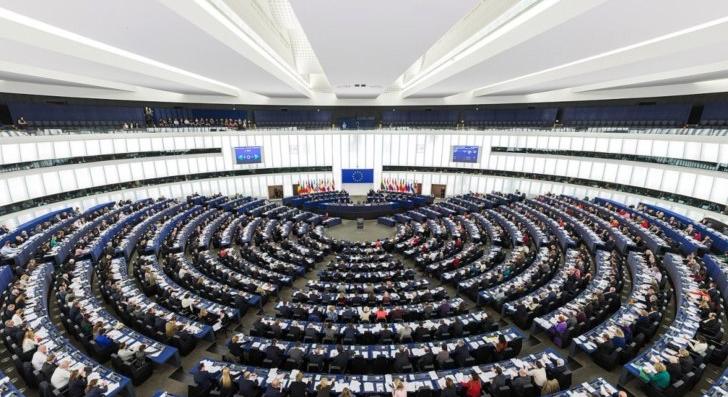 Az Európai Unió támogatja a bűnelkövetést