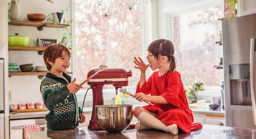 Konyhai kisgép akciók – airfryer, vízforraló, robotgép jó áron