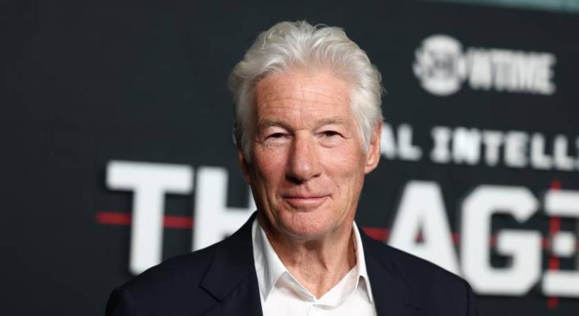 Ő Richard Gere sármos fia: a 25 éves Homer szívdöglesztő, akárcsak az apja