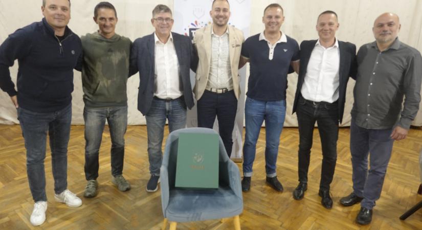 Legendák, sztorik és jövőkép – futballfieszta Tégláson