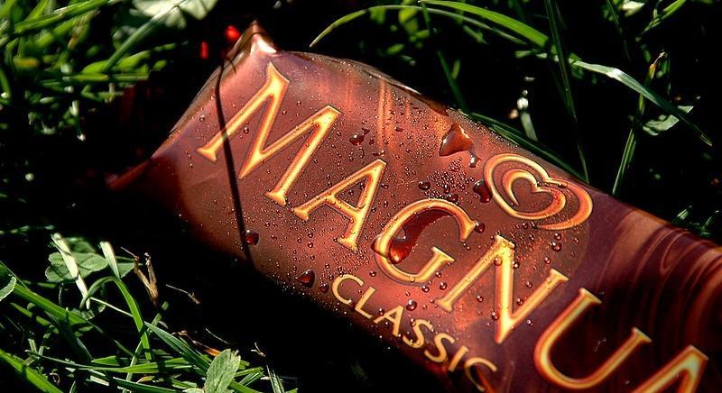 Mesterséges intelligenciával újít a Magnum