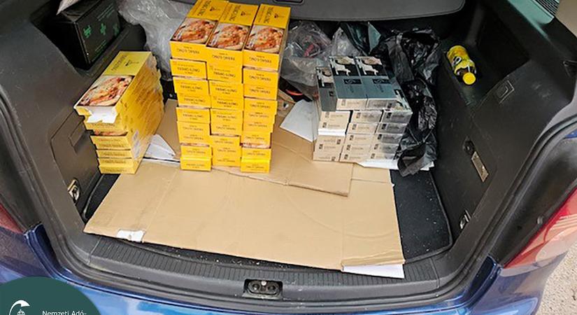 1,4 millió forint értékű csempészett cigarettát találtak a NAV pénzügyőrei