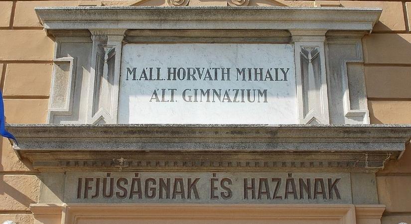 Álbotrány és figyelemelterelés Szentesen