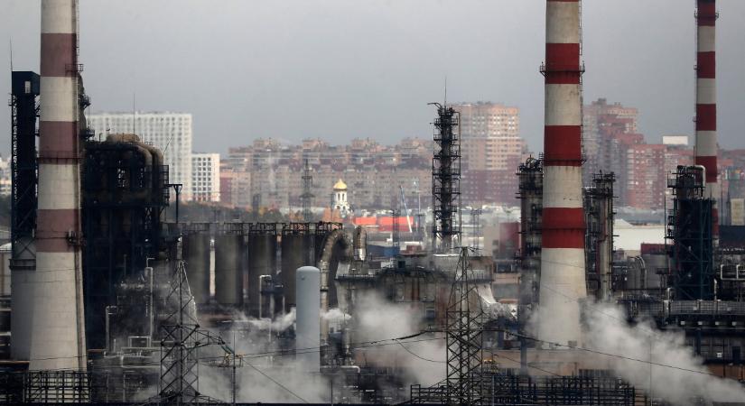 Ukrán csapás: Oroszország a hiány miatt leállítja az üzemanyagok exportját év végéig