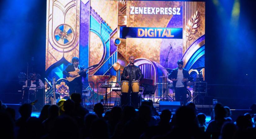 Ezrek énekelték együtt a slágereket a Szerencsekoncerten Makón – galériával, videóval