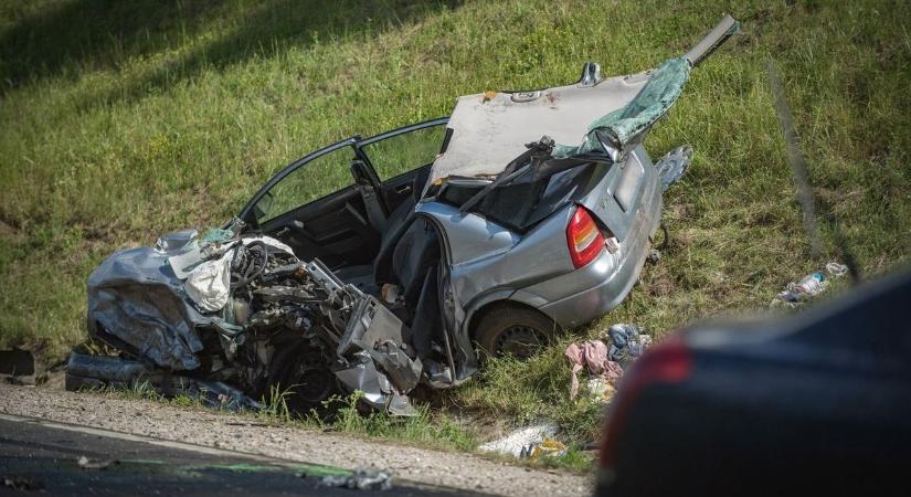 Kettős halálos baleset Hajdú-Biharban: megszólalt a részeg sofőr ügyvédje, ilyet még ő sem látott – videóval